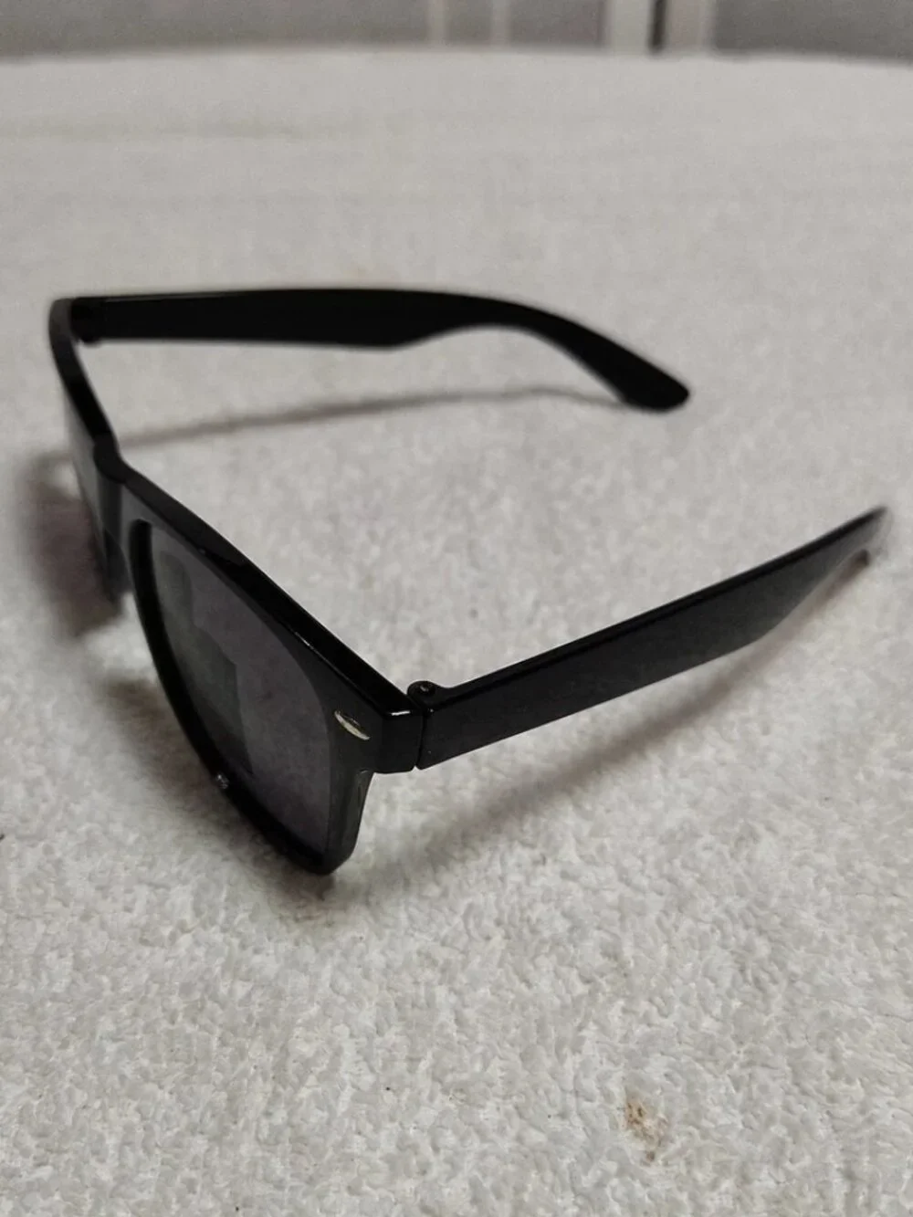 The Gag black sunglasses